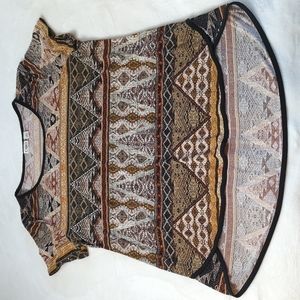 Cato short sleeve high low shirt size L